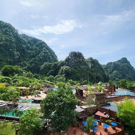 De Hotspring 6 Pax Suite @ Sunway Onsen Ipoh Bagian luar foto